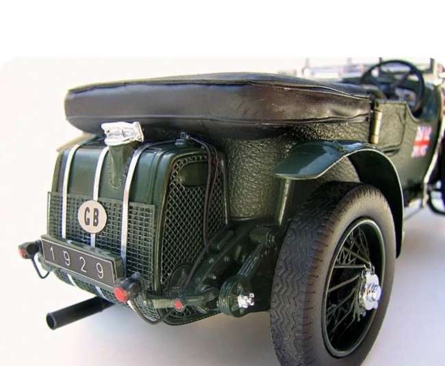 A 1:24 Scale Model 1929 Bentley 4.5-Litre Blower. -Auction Lot