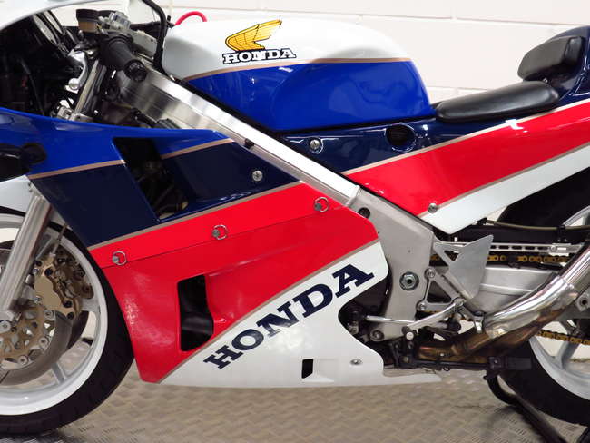 1988 Honda VFR750R Type RC30 748cc-Sold
