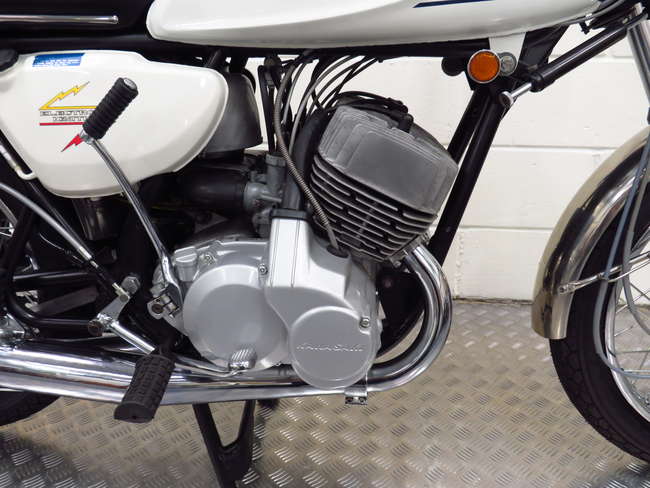 1969 Kawasaki H1 Mach III 499cc-Sold