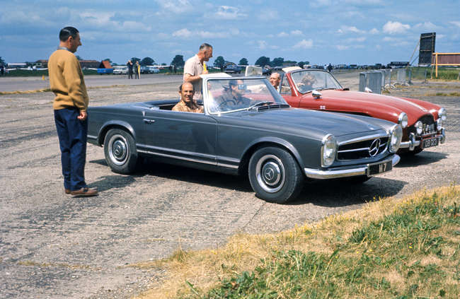 1966 Mercedes-Benz 230SL (W113) 'Pagoda' - ex Sir Stirling M-Sold