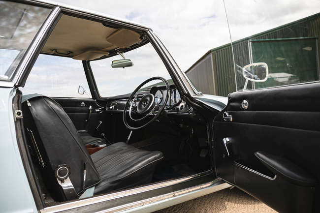 1966 Mercedes-Benz 230SL (W113) 'Pagoda' - ex Sir Stirling M-Sold