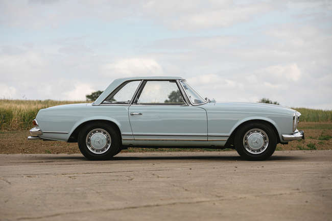 1966 Mercedes-Benz 230SL (W113) 'Pagoda' - ex Sir Stirling M-Sold