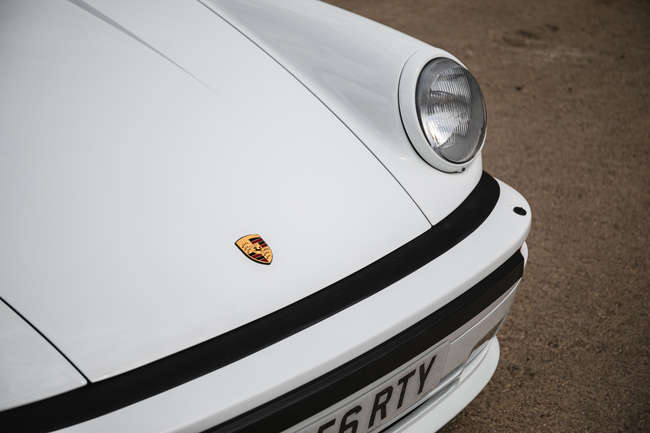 1989 Porsche 911 (930) Turbo LE-Sold