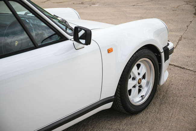 1989 Porsche 911 (930) Turbo LE-Sold