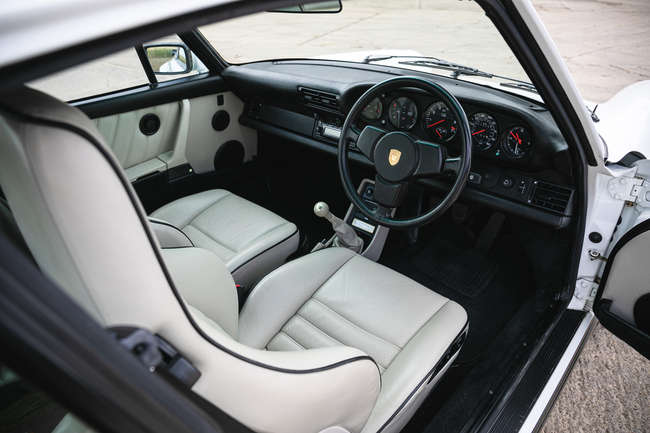 1989 Porsche 911 (930) Turbo LE-Sold