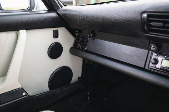 1989 Porsche 911 (930) Turbo LE-Sold