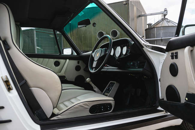 1989 Porsche 911 (930) Turbo LE-Sold