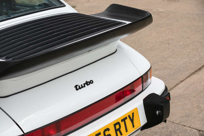 1989 Porsche 911 (930) Turbo LE-Sold