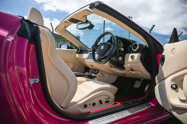 2013 Ferrari California-Auction Lot