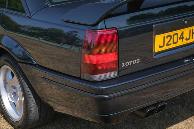 1991 Vauxhall Lotus Carlton-Auction Lot