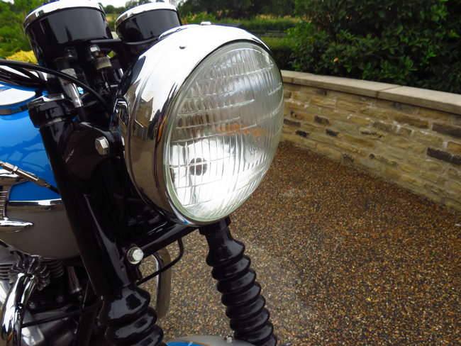 1961 Triumph T120 Bonneville 650cc-Sold