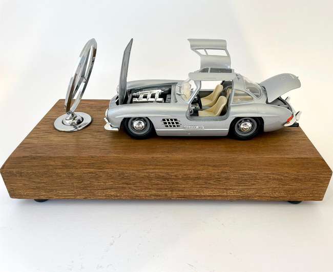 1/24th Scale Diecast Mercedes-Benz 300 SL Gullwing on Plinth-Sold