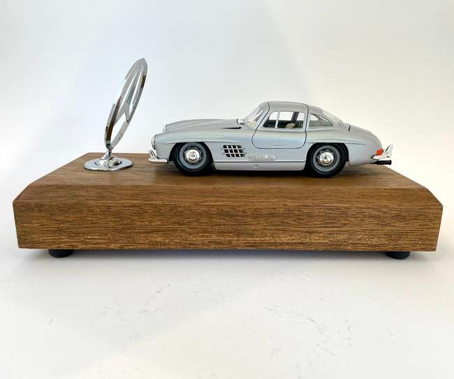 1/24th Scale Diecast Mercedes-Benz 300 SL Gullwing on Plinth-Sold