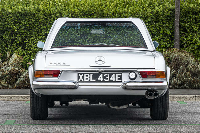 1967 Mercedes-Benz 250SL (W113) Pagoda-Sold