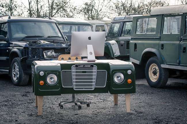 1978 Land Rover Desk in Bronze Green with Tan Leather Desk S-Auction Lot