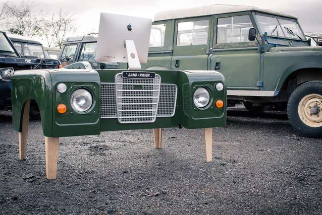 1978 Land Rover Desk in Bronze Green with Tan Leather Desk S-Auction Lot