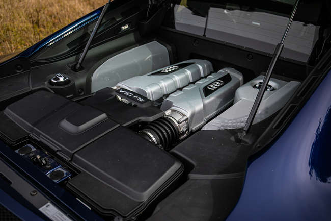 2014 Audi R8 Coupé V10-Sold