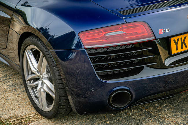 2014 Audi R8 Coupé V10-Sold