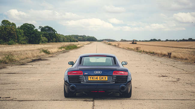2014 Audi R8 Coupé V10-Sold