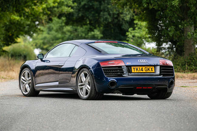 2014 Audi R8 Coupé V10-Sold
