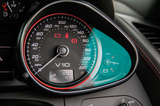 2014 Audi R8 Coupé V10-Sold