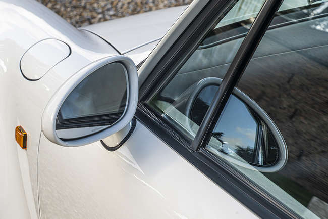 1993 Porsche 911 (964) Turbo 3.3-Litre-Sold