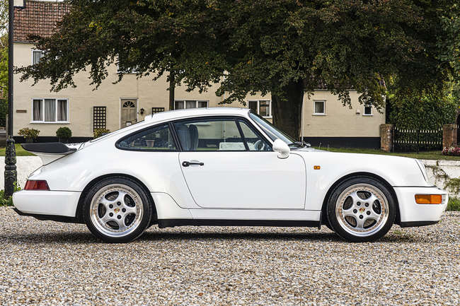 1993 Porsche 911 (964) Turbo 3.3-Litre-Sold