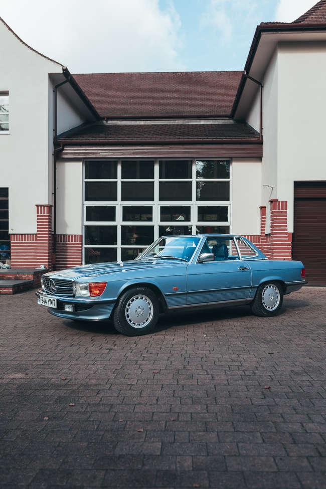 1988 Mercedes-Benz 300SL (R107)-Sold