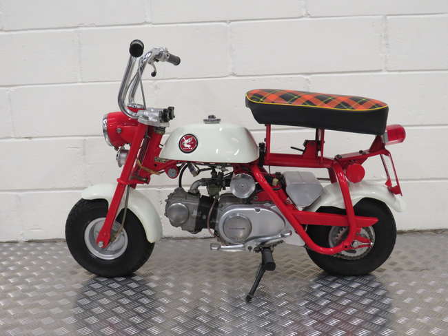 1967 Honda Z50M Monkey Bike 49cc-Auction Lot