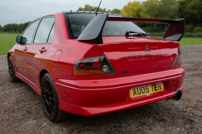 2005 Mitsubishi Lancer Evo VIII MR FQ-400-Sold