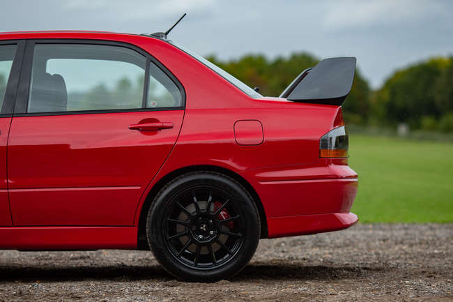 2005 Mitsubishi Lancer Evo VIII MR FQ-400-Sold