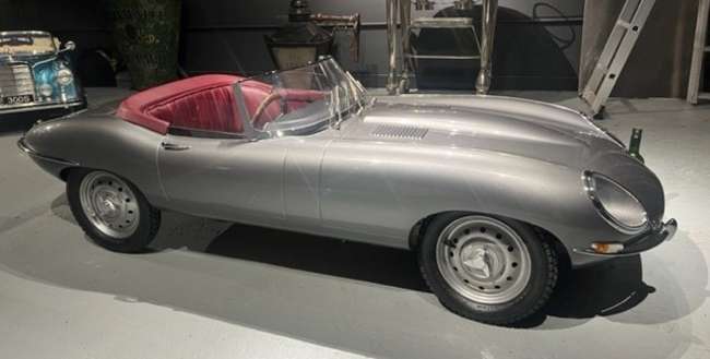 Exquisite Electric 1:2,5 Scale Model Jaguar E-Type Series 1 -Auction Lot