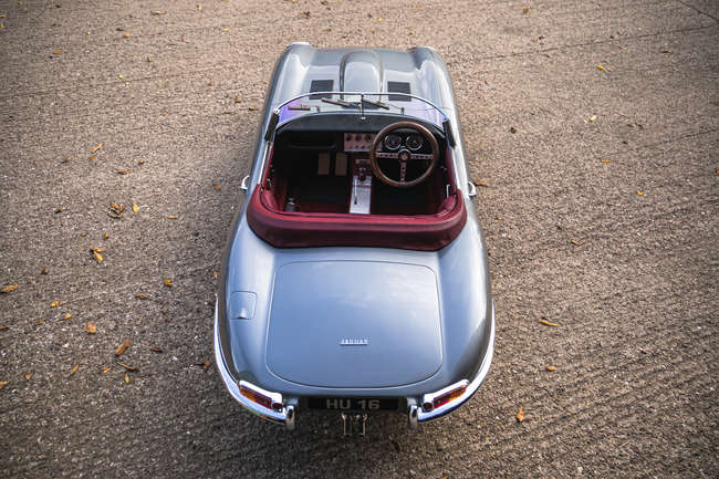 Exquisite Electric 1:2,5 Scale Model Jaguar E-Type Series 1 -Auction Lot