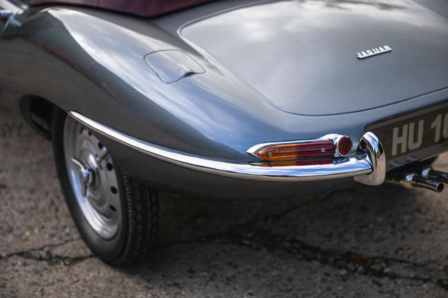Exquisite Electric 1:2,5 Scale Model Jaguar E-Type Series 1 -Auction Lot