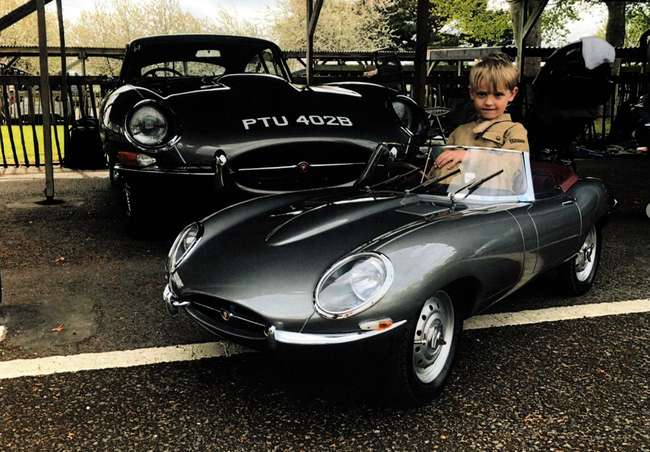 Exquisite Electric 1:2,5 Scale Model Jaguar E-Type Series 1 -Auction Lot