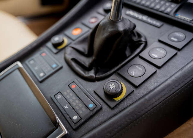 1986 Ferrari 412 Manual - 9,627 miles -Sold