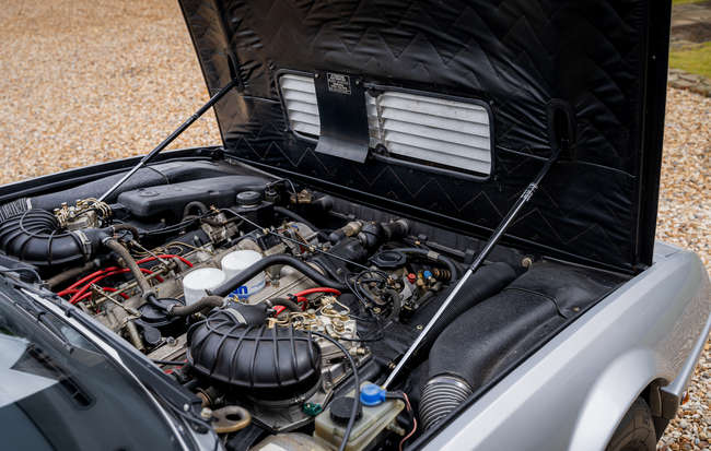 1986 Ferrari 412 Manual - 9,627 miles -Sold