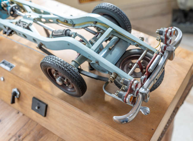 Heinrich Vogel Engineering Demonstration Model in Good Worki-Sold