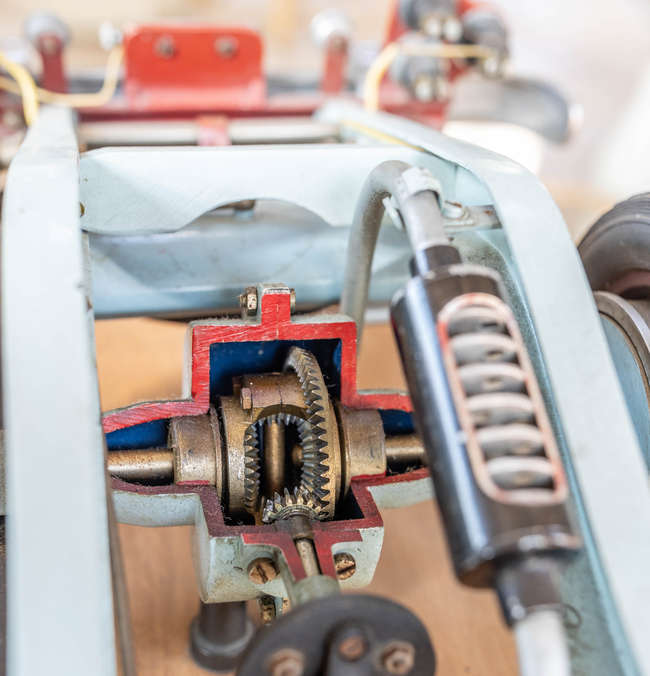 Heinrich Vogel Engineering Demonstration Model in Good Worki-Sold