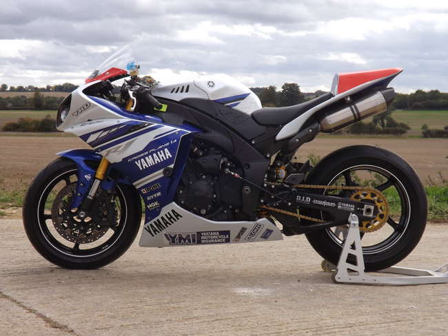 2014 Yamaha YZF R1 1,000cc-Sold