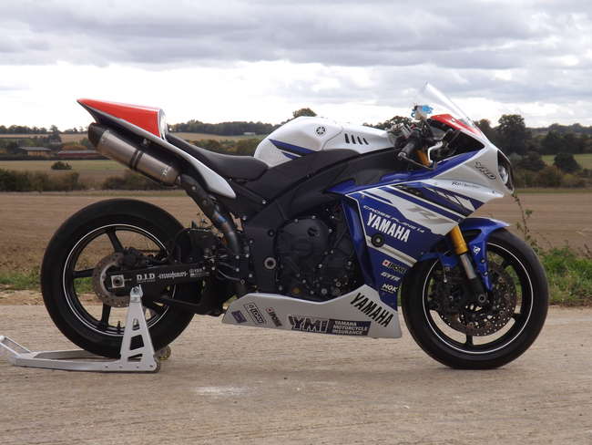 2014 Yamaha YZF R1 1,000cc-Sold