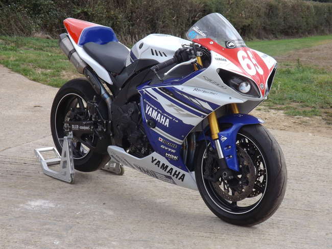 2014 Yamaha YZF R1 1,000cc-Sold