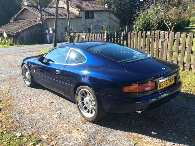 1996 Aston Martin DB7 i6-Sold