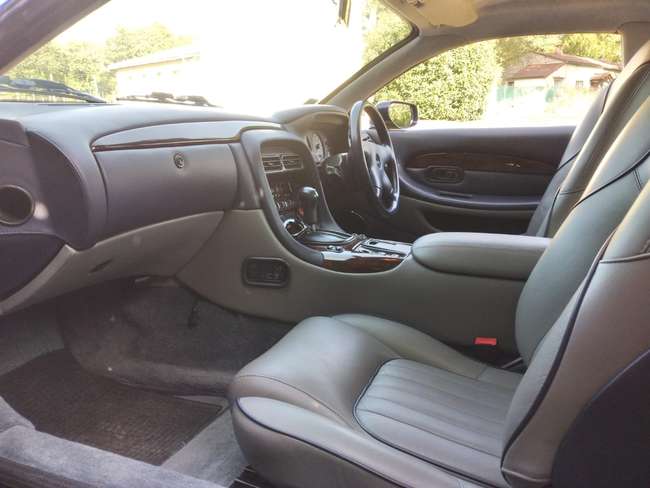 1996 Aston Martin DB7 i6-Sold