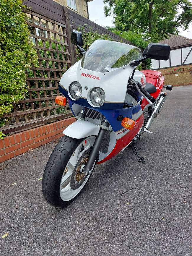 1990 Honda VFR400 NC30 399cc-Sold