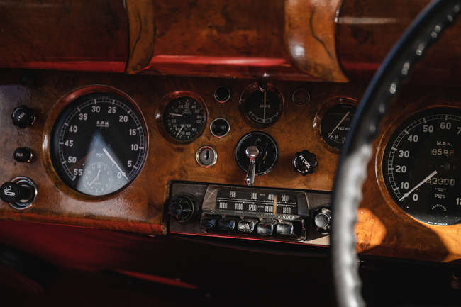 1952 Jaguar Mk VII Saloon-Auction Lot
