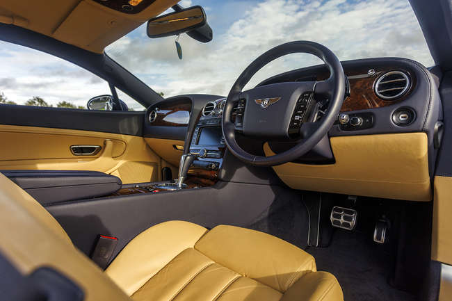 2004 Bentley Continental GT Coupé-Sold