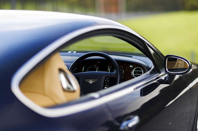 2004 Bentley Continental GT Coupé-Sold
