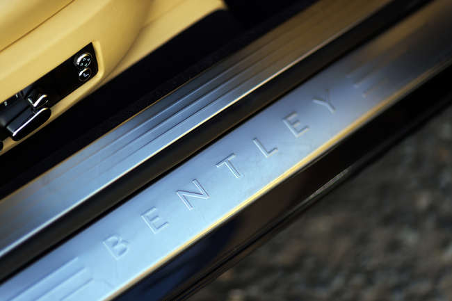 2004 Bentley Continental GT Coupé-Sold