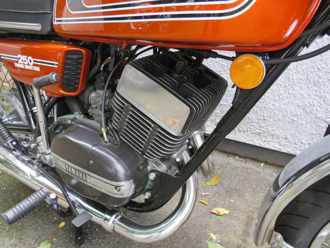 1975 Yamaha RD250 247cc-Auction Lot